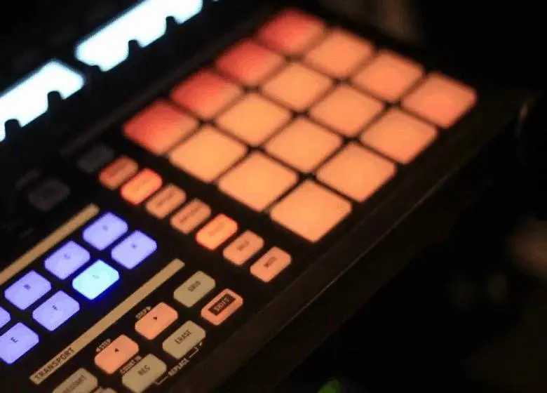 Video: @YoungDirt Presents 25-8 (#TwentyFiveEight): Episode 1