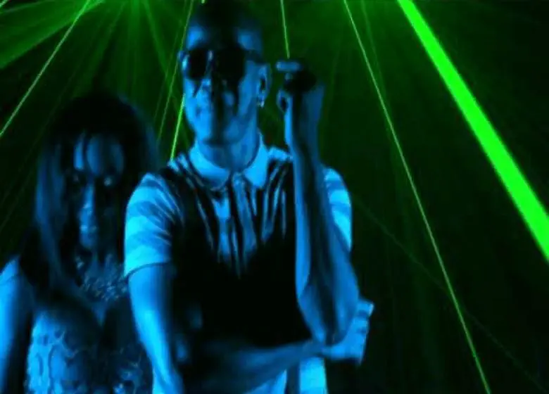 Video: @LevyBarrington & @MrVegasMusic » Love The Way She Love [@PlatinumCamp @RiddimStreamIt]