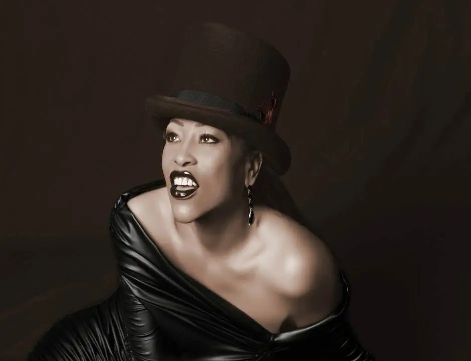 MP3: Miki Howard (@MikiHowardLive) » Pillow Talk [VannDigi Throwback] 1