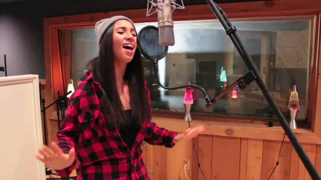 Video: Whitney McClain (@WhitneyMcMusic) Has 'Nothing Left'