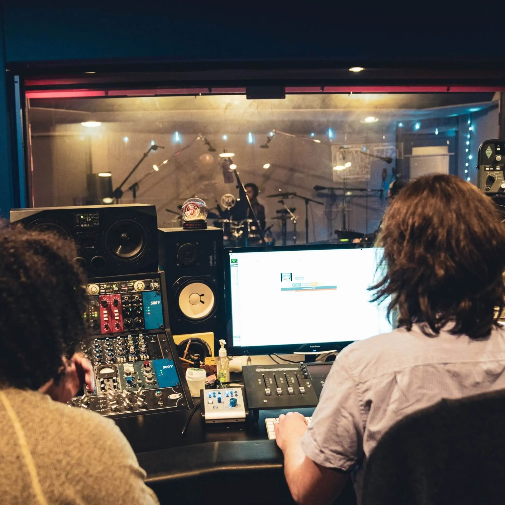 Tips for Improving Your Track Rhythm in the Studio