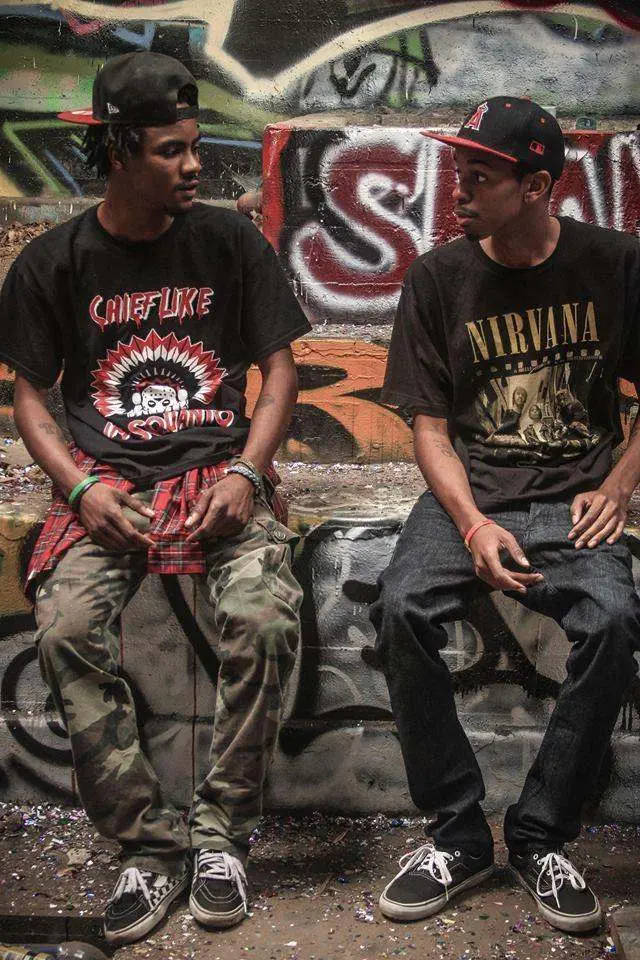 Video: @El_Ch3z x @Tr1zz- Fuckin' Great