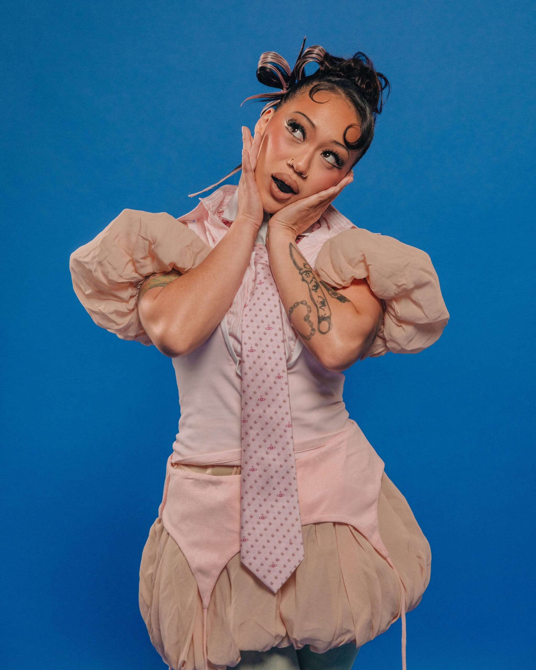 SAILORR Performs “SINCERITY” & “BELLY” For 2026 “DSCVR Artists To Watch”